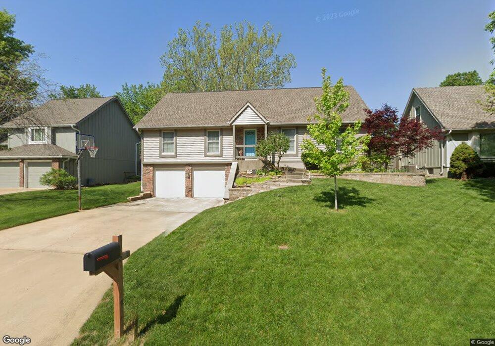 10310 Hauser St, Lenexa, KS 66215 - photo 1