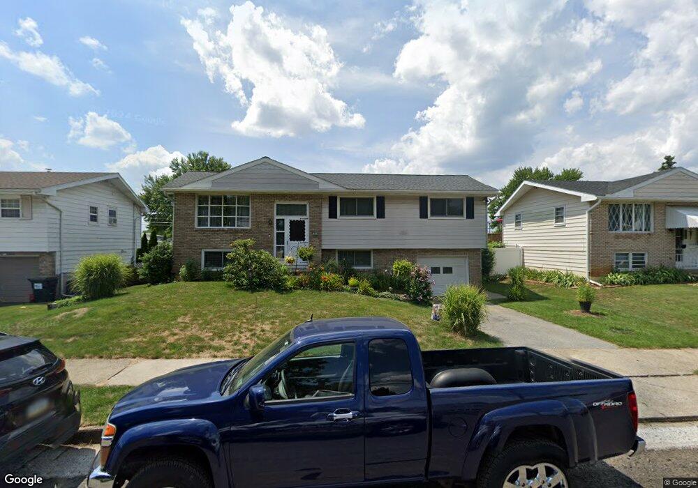 1537 Ralston Rd, Bethlehem, PA 18018 - photo 1