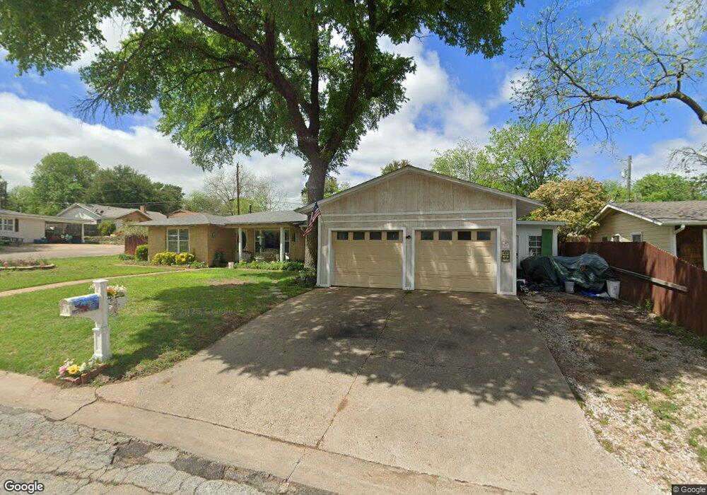 1306 S Lamar St, Weatherford, TX 76086 - photo 1