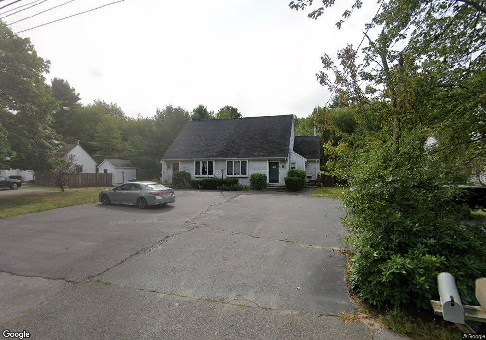 627 Summer St unit 1, Rockland, MA 02370 - photo 1