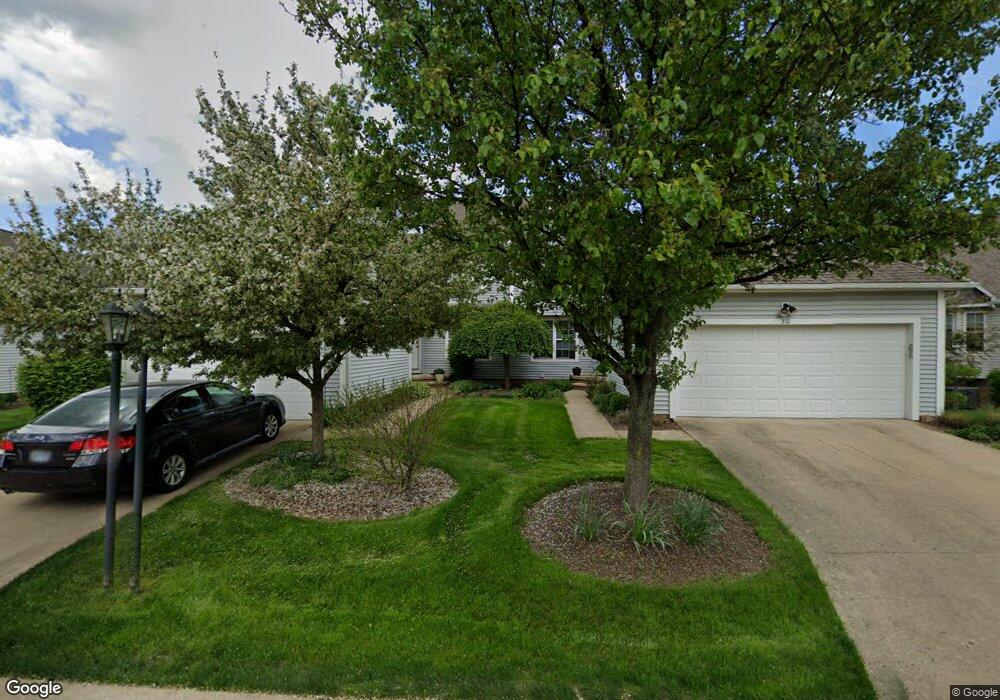 370 Blair Cir unit I18, Aurora, OH 44202 - photo 1