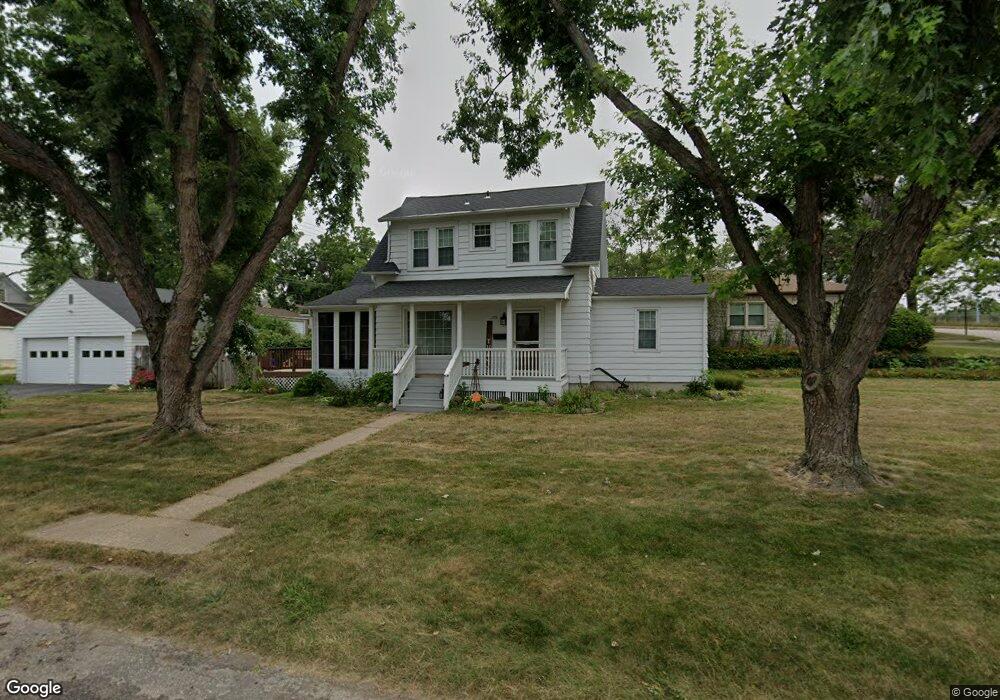 299 21st Ave SW, Cedar Rapids, IA 52404 - photo 1