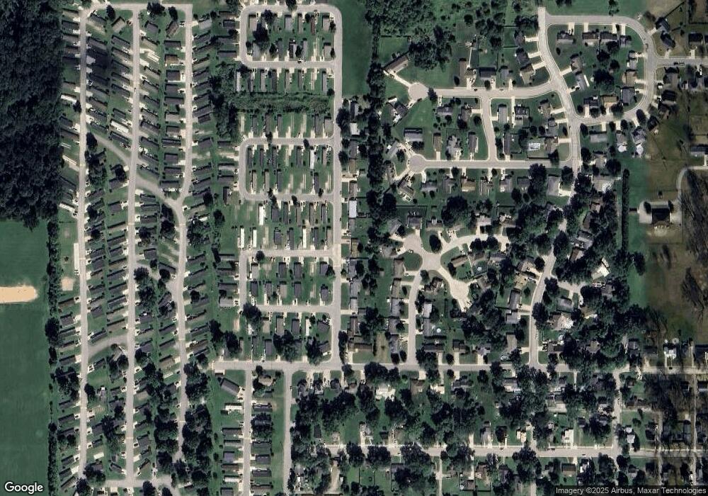 511 Heather Blvd, Nappanee, IN 46550 - photo 1