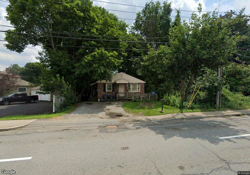 129 Pleasant St, Methuen, MA 01844 - photo 1