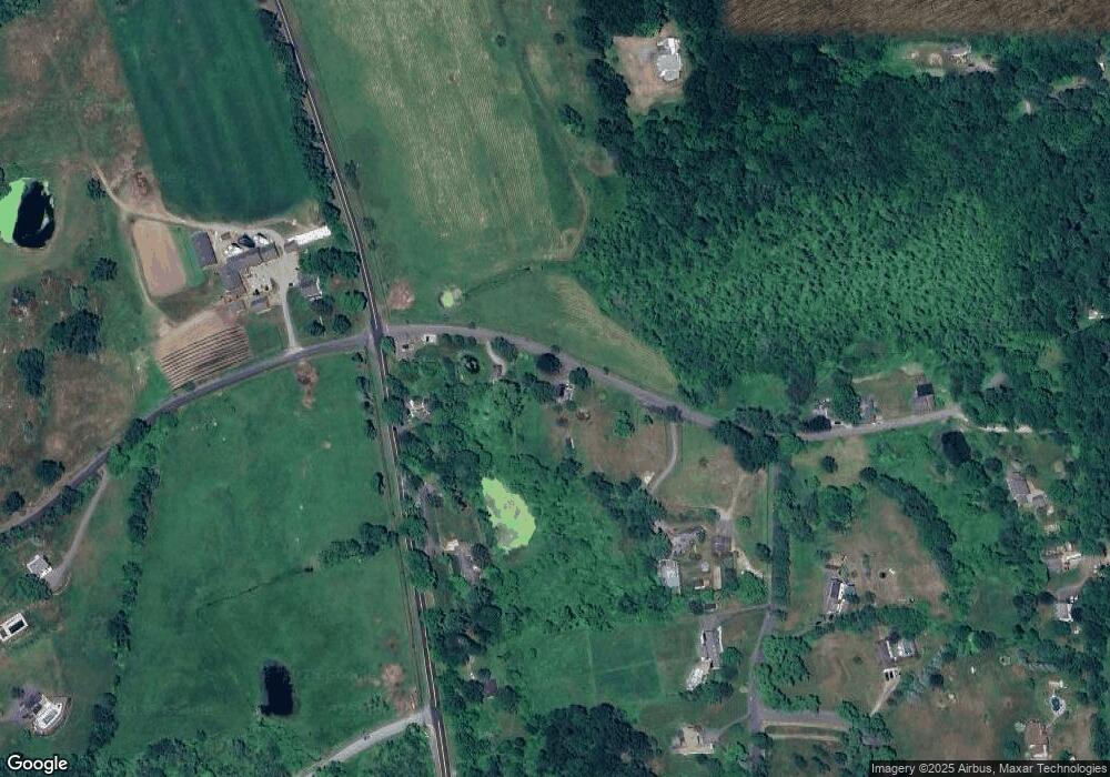 4 Edmonds Rd, Sherman, CT 06784 - photo 1