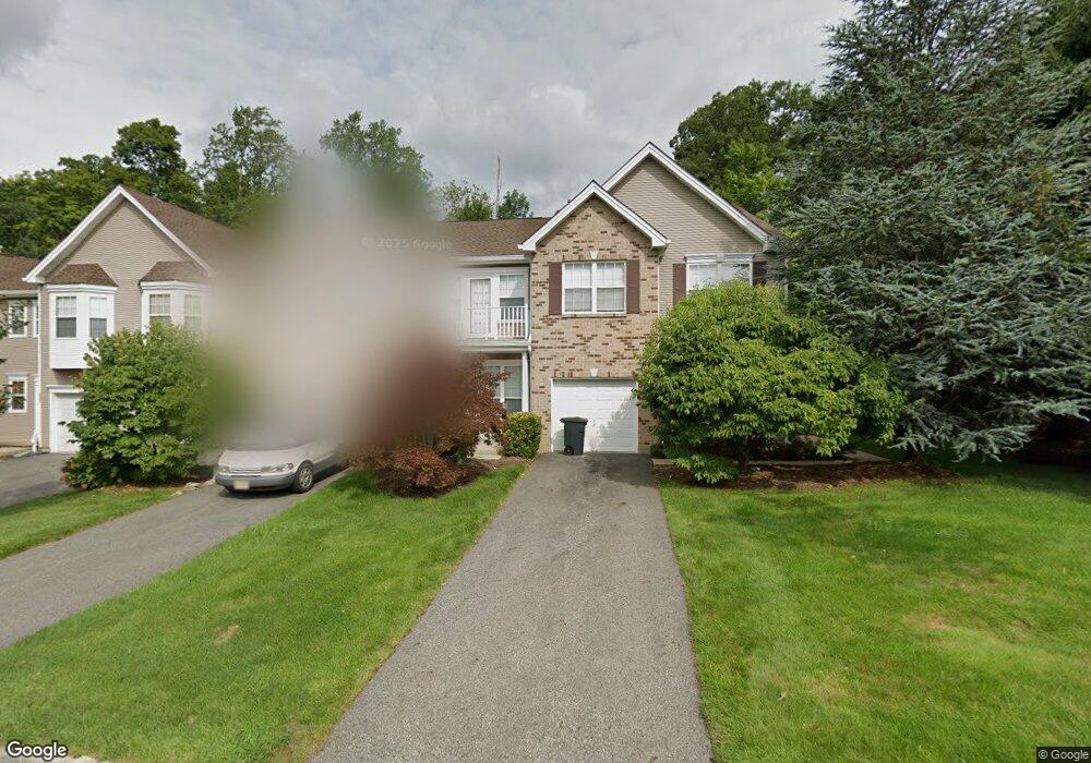 527 Green Mountain Rd, Mahwah, NJ 07430 - photo 1