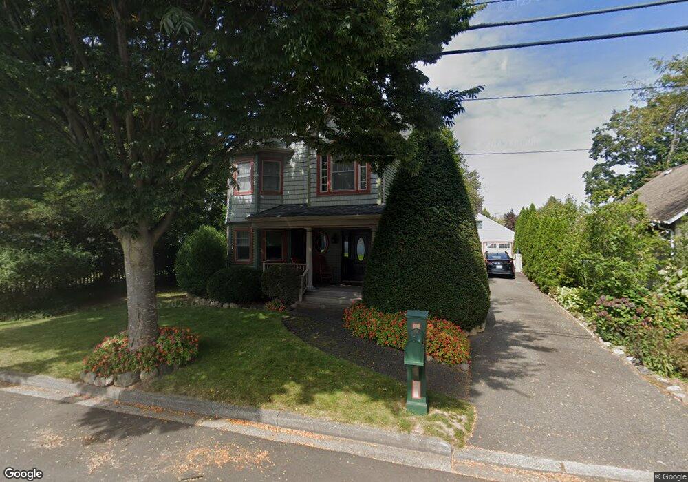 40 Devine Ave, Syosset, NY 11791 - photo 1