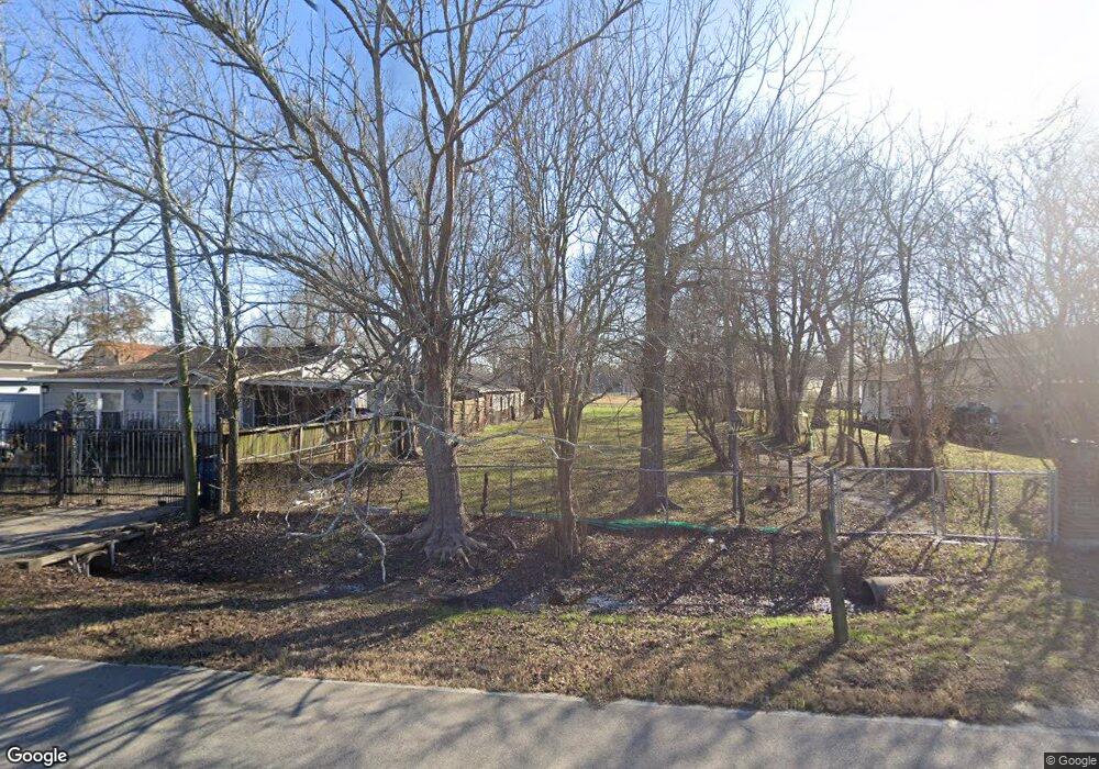 2512 Lone Oak Rd, Houston, TX 77093 - photo 1