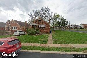9015 Rosemary Ave, Saint Louis, MO 63123