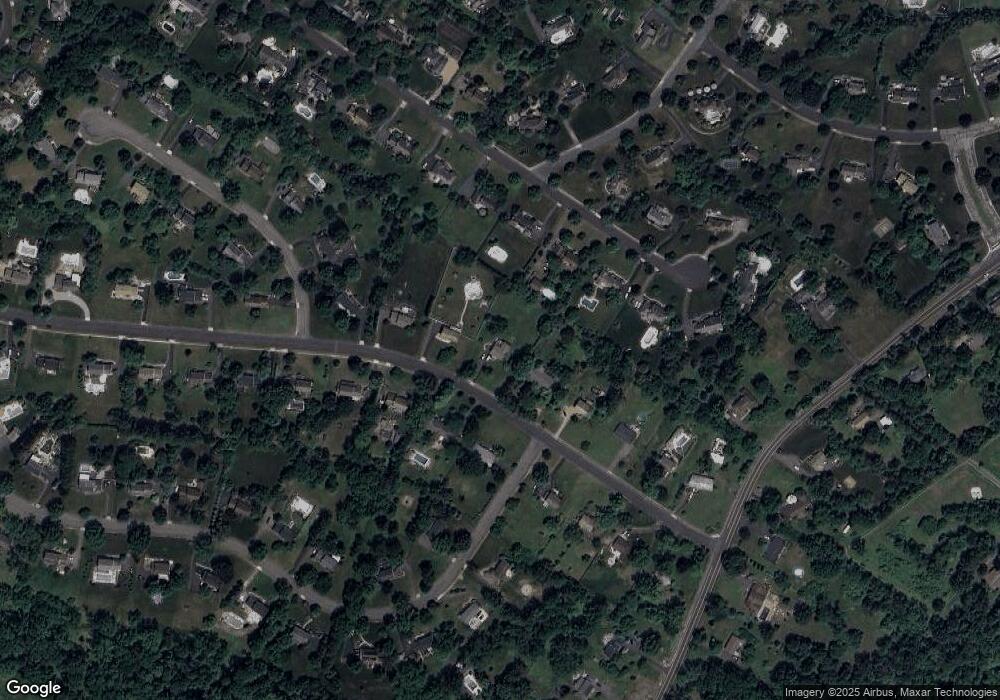 1010 Hillcrest Dr, Branchburg, NJ 08853 - photo 1