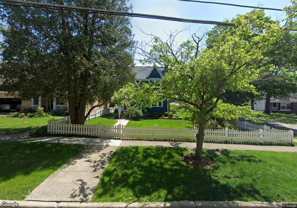 702 E Illinois St, Wheaton, IL 60187 - photo 1