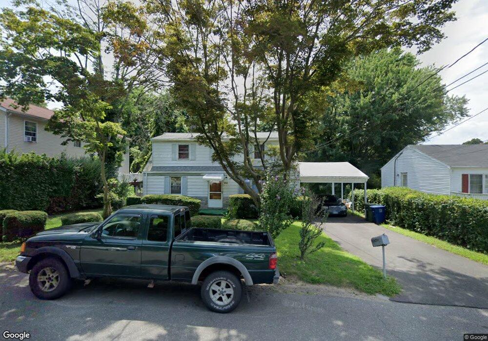 655 Soundview Ave, Bridgeport, CT 06606 - photo 1