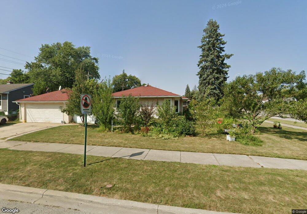 1926 N Mcaree Rd, Waukegan, IL 60087 - photo 1