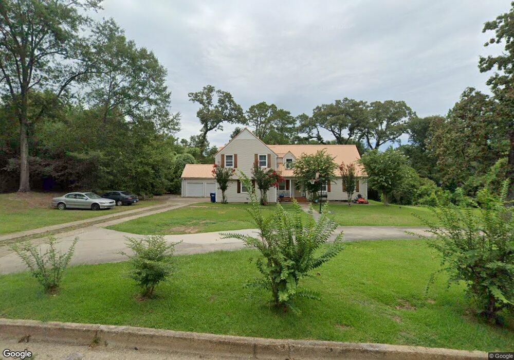 1110 W New York Ave, McComb, MS 39648 - photo 1