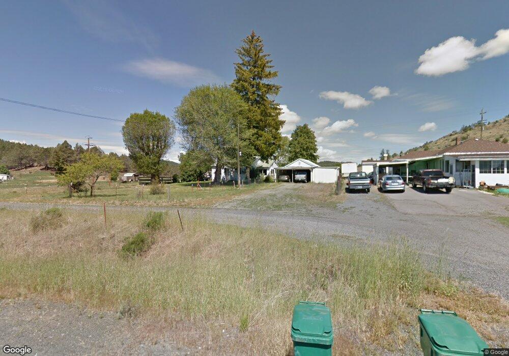 5621 Holliday Rd, Klamath Falls, OR 97601 - photo 1