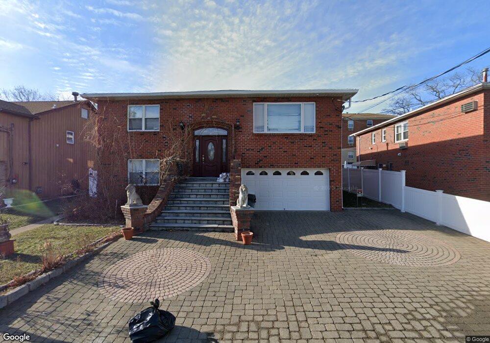 37 Stillwell Ave, Yonkers, NY 10704 - photo 1