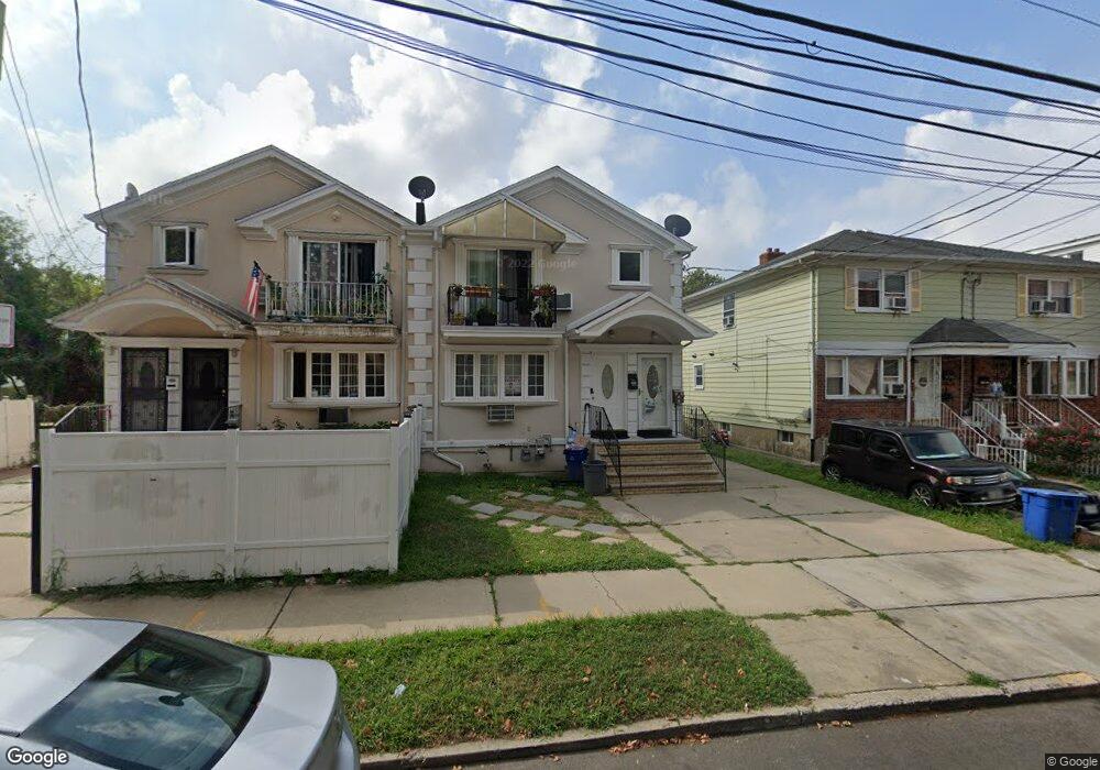 161-08 72nd Ave unit 2nd, Fresh Meadows, NY 11365 - photo 1