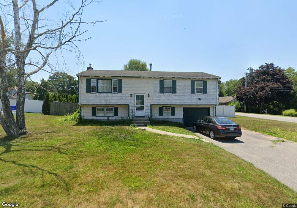 2 Frank Ct, Warren, RI 02885 - photo 1