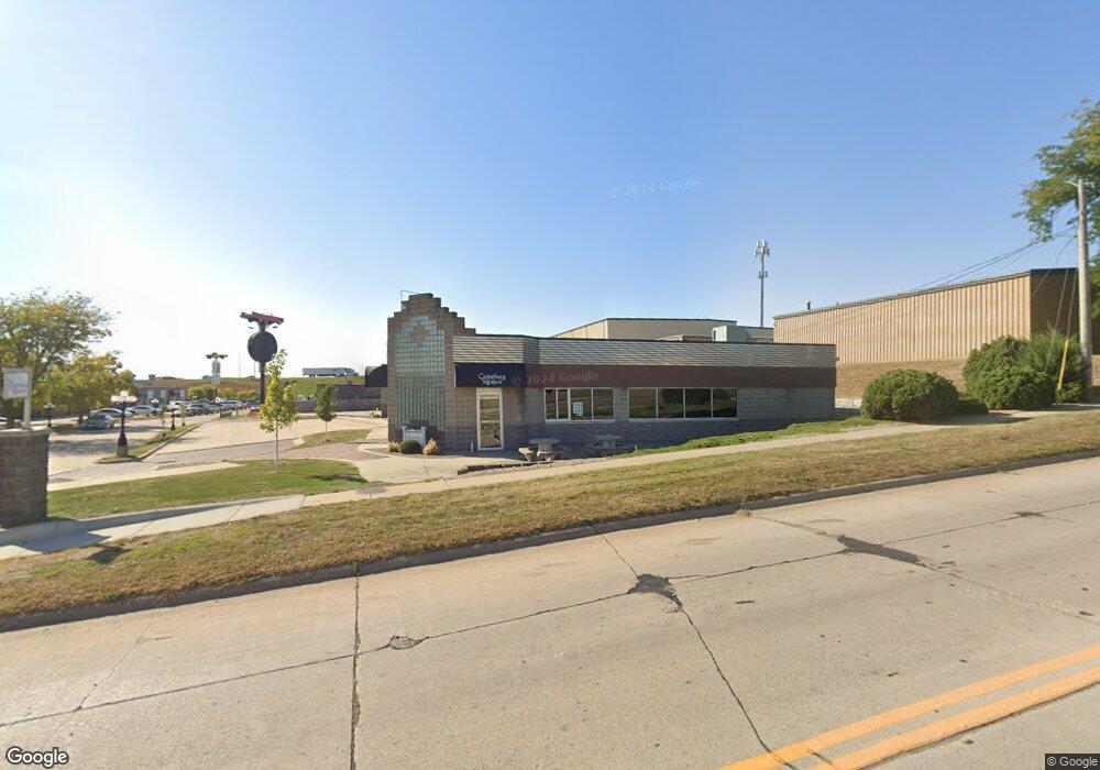 240 Classic Car Ct SW unit C, Cedar Rapids, IA 52404 - photo 1