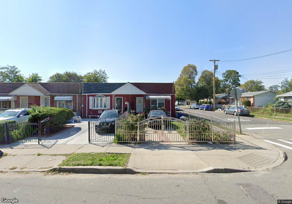 11126 155th St, Jamaica, NY 11433 - photo 1