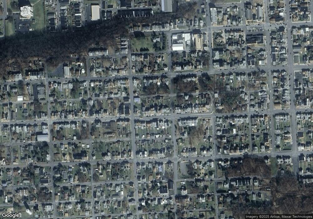 1015 W Pine St unit 1017, Coal Township, PA 17866 - photo 1