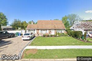 10 Jade Ln, Levittown, PA 19055