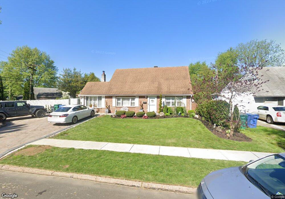 10 Jade Ln, Levittown, PA 19055 - photo 1