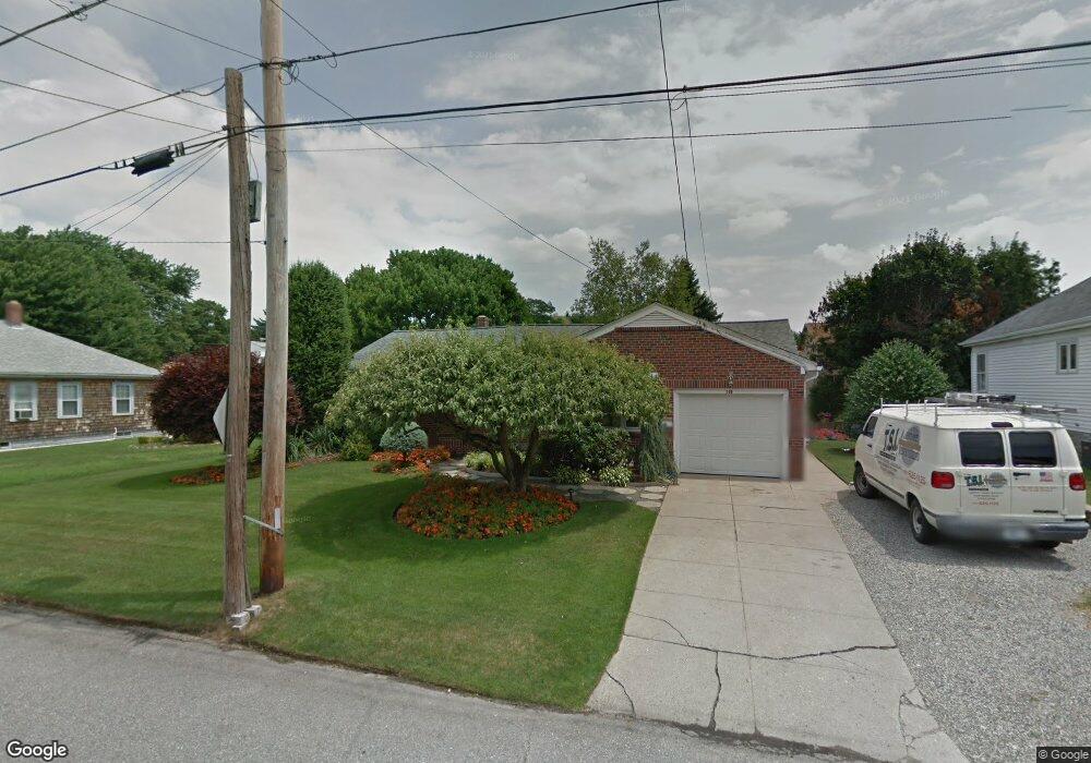 118 Royal Ave, Cranston, RI 02920 - photo 1