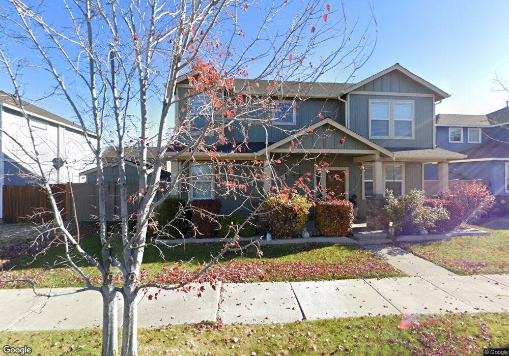 1504 NE 3rd St, Redmond, OR 97756 - photo 1