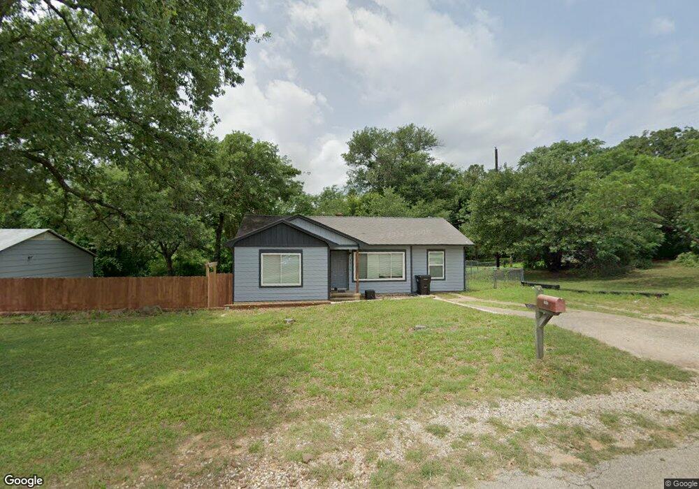 1115 S Tone Ave, Denison, TX 75020 - photo 1