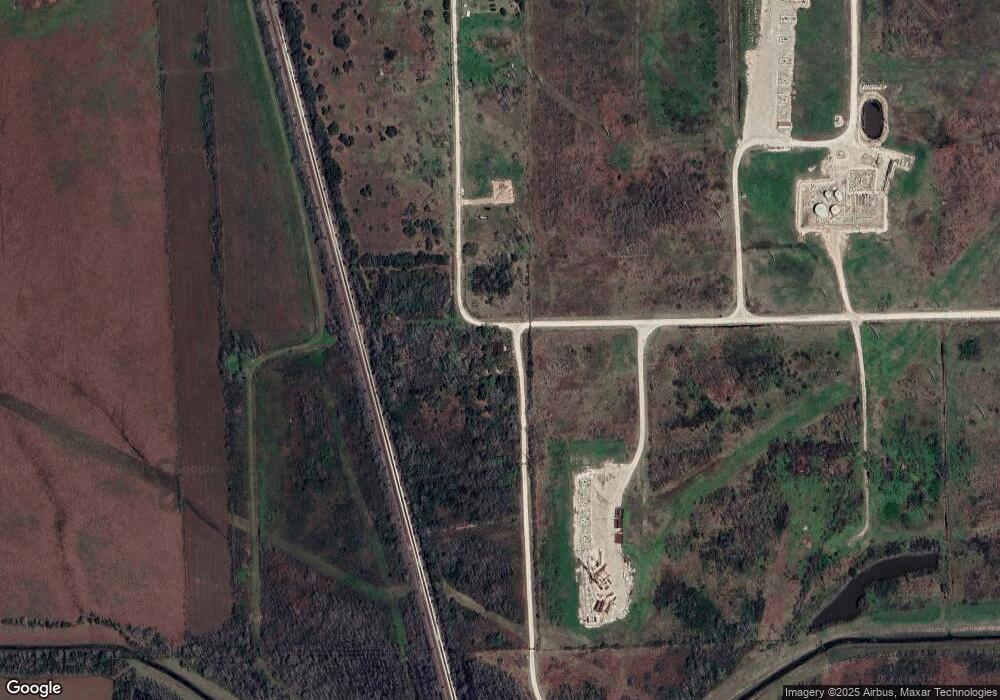 19250 Ramirez Rd, Alvin, TX 77511 - photo 1