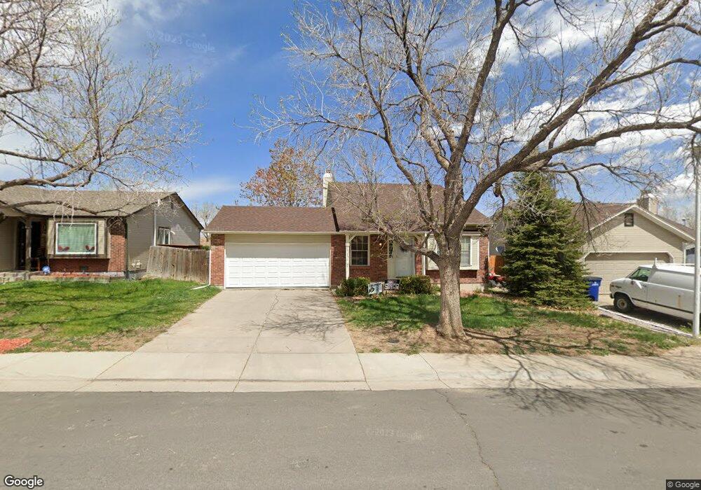 19631 E Purdue Cir, Aurora, CO 80013 - photo 1