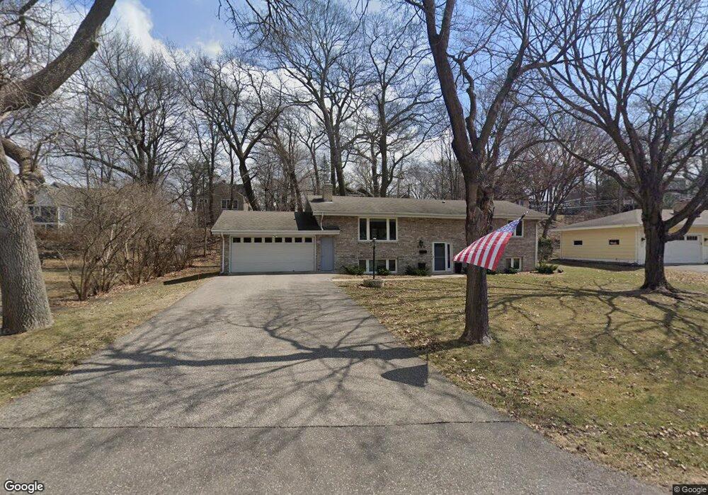 250 Glenbrook Rd N, Wayzata, MN 55391 - photo 1