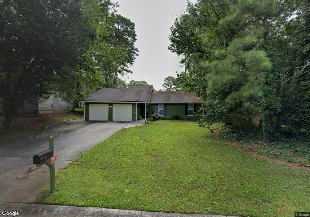 8504 N Pond Dr, Riverdale, GA 30274 - photo 1