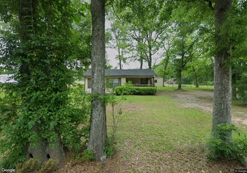 509 Rose Ln, Laurel, MS 39443 - photo 1