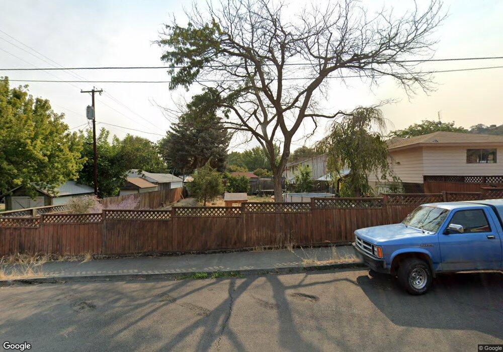 1208 Jefferson St, the Dalles, OR 97058 - photo 1