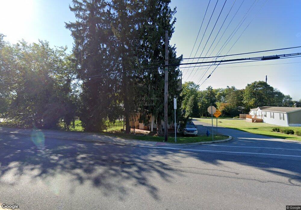 1096 W Main St, Mount Joy, PA 17552 - photo 1