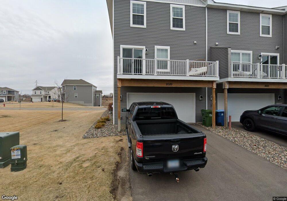 9589 Kilmer Ln N, Maple Grove, MN 55369 - photo 1