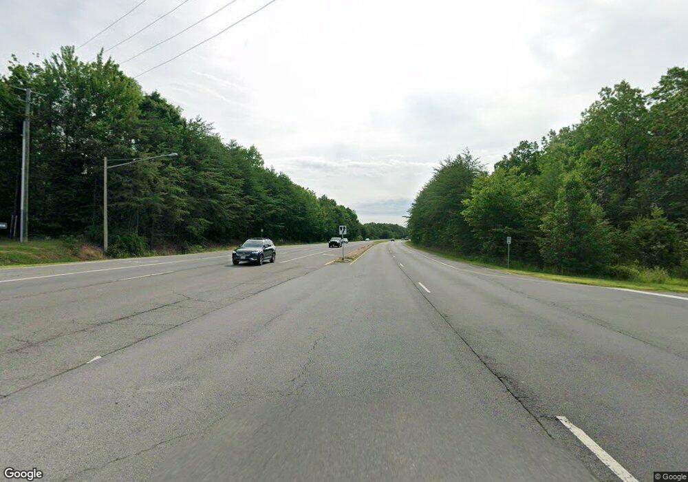 5905 Websters Way, Woodbridge, VA 22193 - photo 1