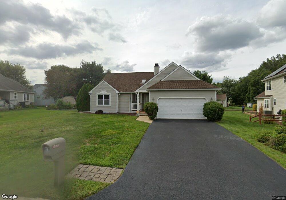 4 Palmetto Cir, New Castle, DE 19720 - photo 1