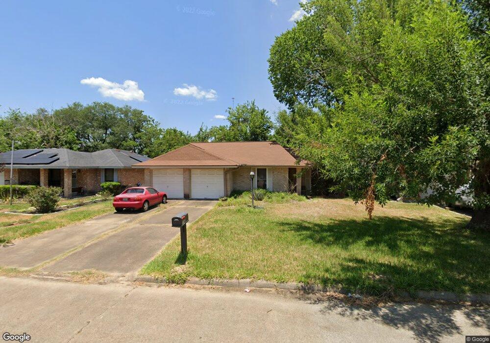 2146 Rainy River Dr, Houston, TX 77088 - photo 1