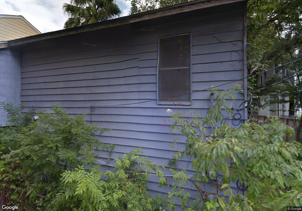 813 1/2 Columbia St unit GGE APT, Houston, TX 77007 - photo 1