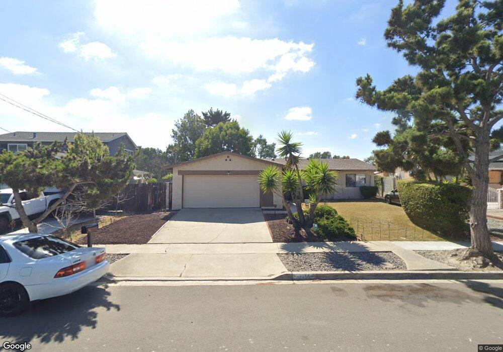 3485 Catalina Dr, Carlsbad, CA 92010 - photo 1