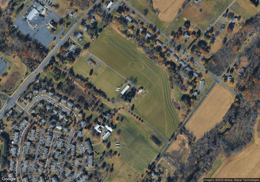 1611 N 5th St, Perkasie, PA 18944 - photo 1