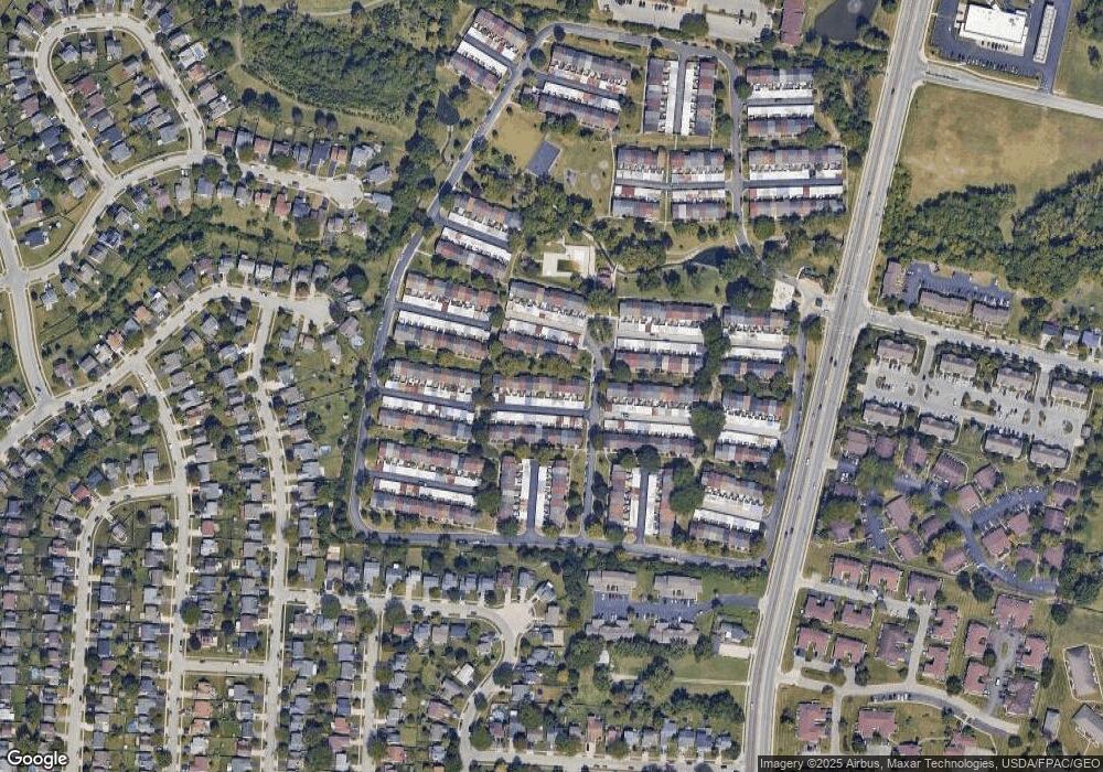 619 Dlyn St, Columbus, OH 43228 - photo 1