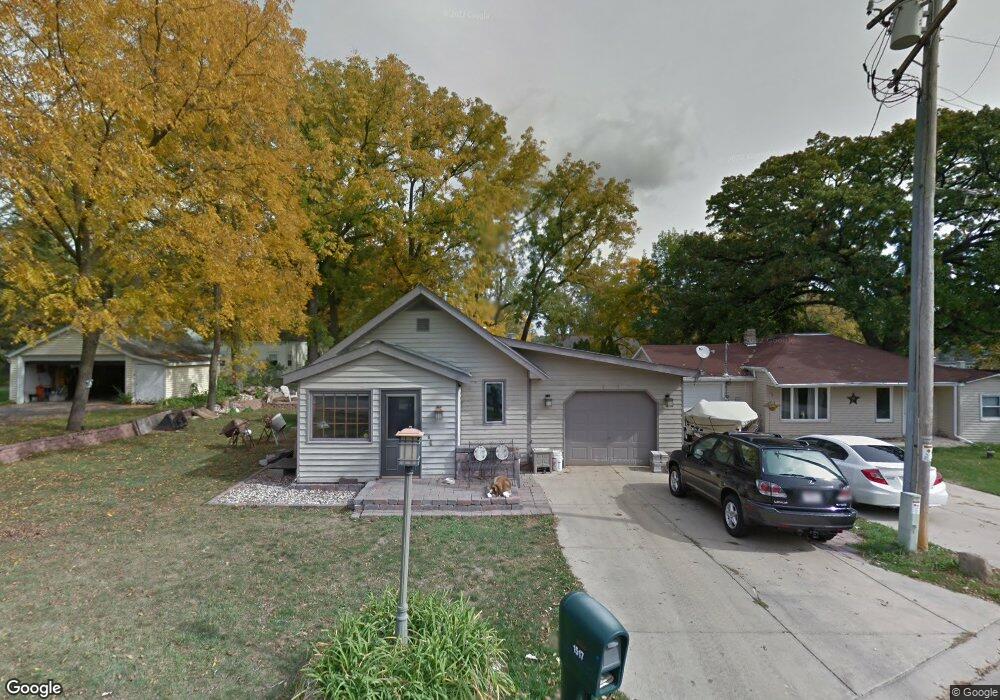 1517 2nd St, Delafield, WI 53018 - photo 1