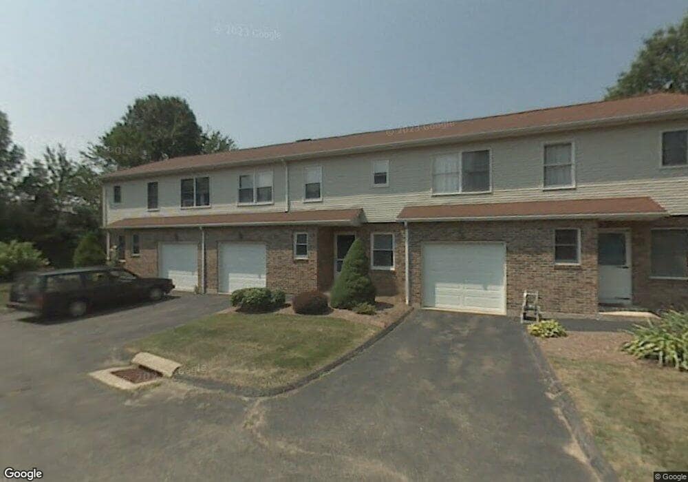 92 River Camp Dr, Newington, CT 06111 - photo 1