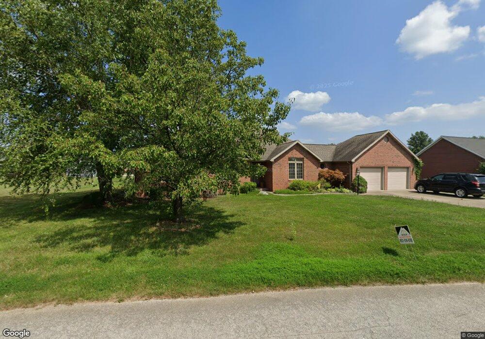 912 Mohawk Dr, Fort Branch, IN 47648 - photo 1