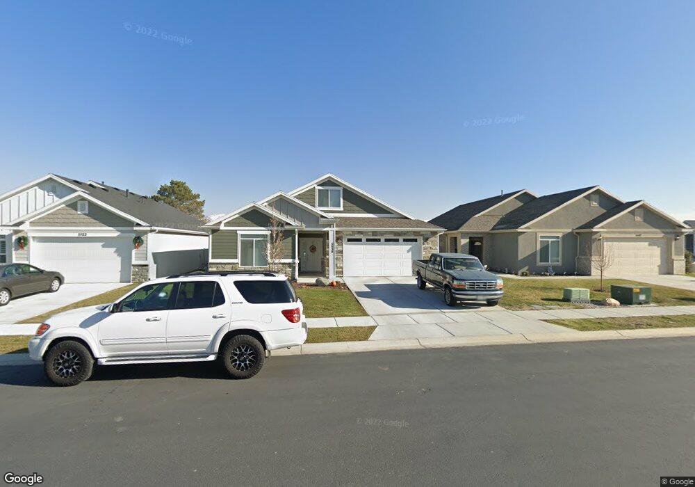 5532 S 5600 W unit 3, Hooper, UT 84315 - photo 1