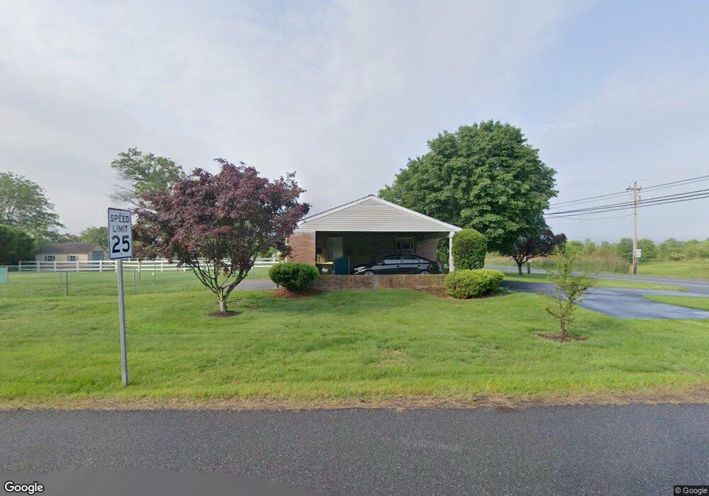 1564 Layfield Rd, Pennsburg, PA 18073 - photo 1